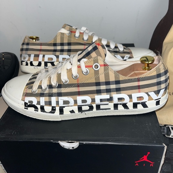 Burberry Beige Vintage Check Low Canvas Sneakers - Picture 1 of 9